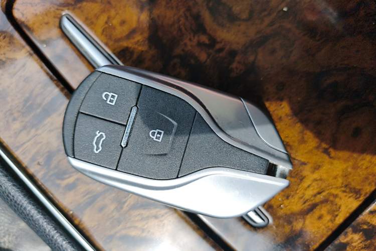 Used Hanteng X7 2016 1.5T Manual Luxury Edition