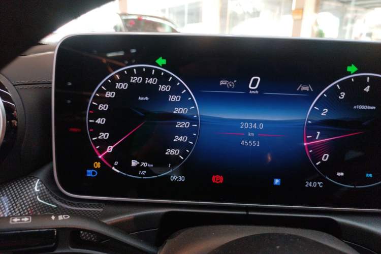 Used Mercedes-Benz C-Class 2025 C 260 L Obsidian Night Sport Edition
