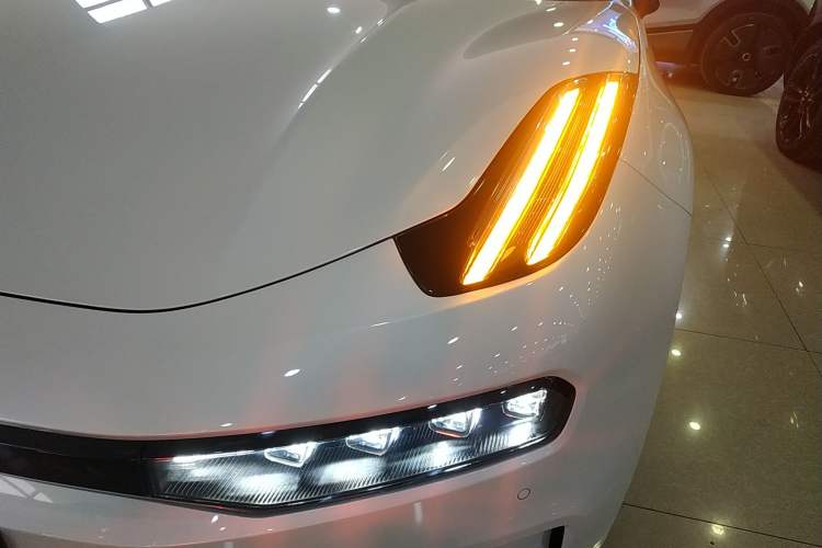 Used Zeekr 001 2023 WE Edition 86 kWh
