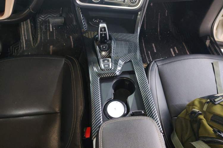 Used Lynk & Co 01 2017 2.0T Two-Wheel Drive Pro Edition
