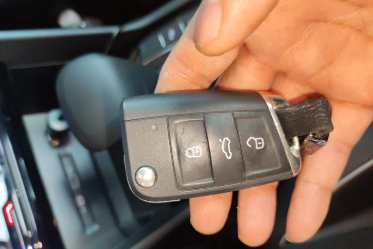 Used Volkswagen Tiguan L 2024 330TSI Automatic Two-Wheel Drive R-Line Enhanced Edition