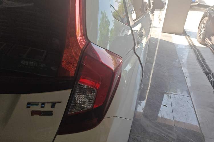 Used Honda Fit 2018 1.5L CVT Comfort Version