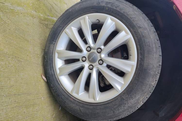 Used Haval H2 2014 1.5T Manual Two-Wheel Drive Elite Edition Right Rear Wheel Hub