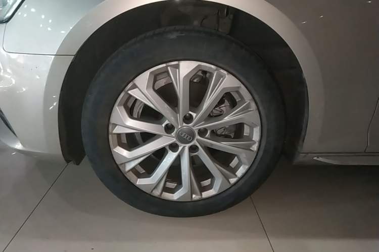 Used Audi A4L 2019 40 TFSI Ambition China VI