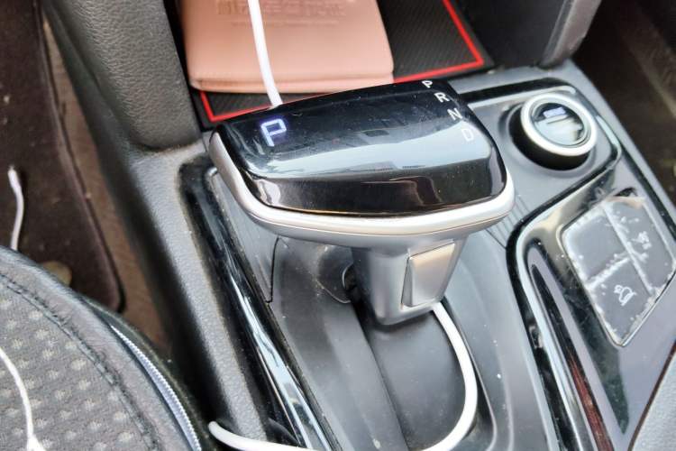 Used Hyundai ix35 2021 2.0L Automatic 2WD GLS Leading Edition Gear Lever