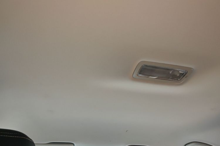 Used Jetta VS5 2019 280TSI Automatic Trend Model Headliner