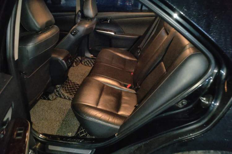 Used Toyota Camry 2016 2.0G 10th Anniversary Leading Edition Left Rear Seat