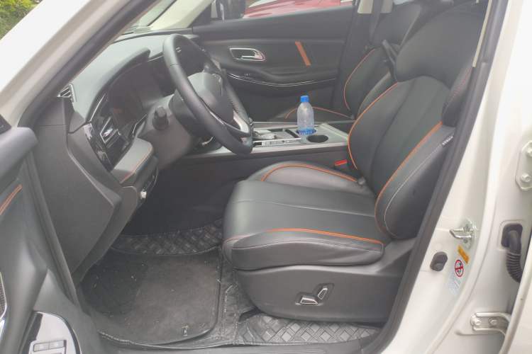 Used CHANGAN OSHAN X7 PLUS 2022 1.5T Blue Whale Edition Automatic Prestige Version Left Front Seat