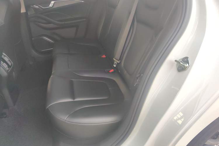 Used Bestune B70 2025 Dragon Edition 1.5T Enjoyment Model
