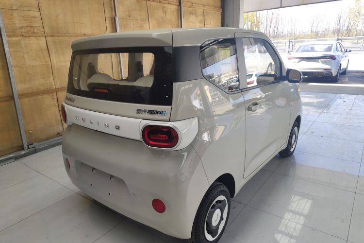 Used Wuling Hongguang MINIEV 2024 3rd Generation 215km Youth Edition
