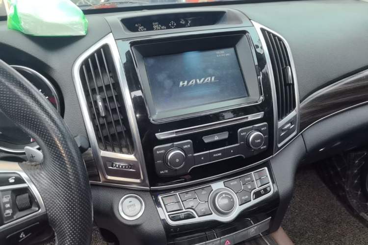 Used Haval H9 2017 2.0T Gasoline 4x4 Luxury 7-Seater