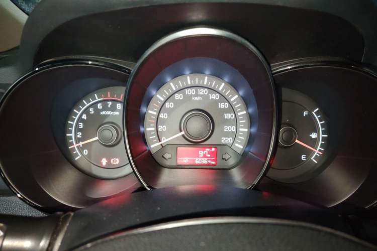 Used Kia K2 2015 Sedan 1.4L MT GLS