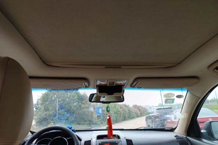 Used Kia Sorento 2012 2.2T Diesel Supreme Edition Headliner