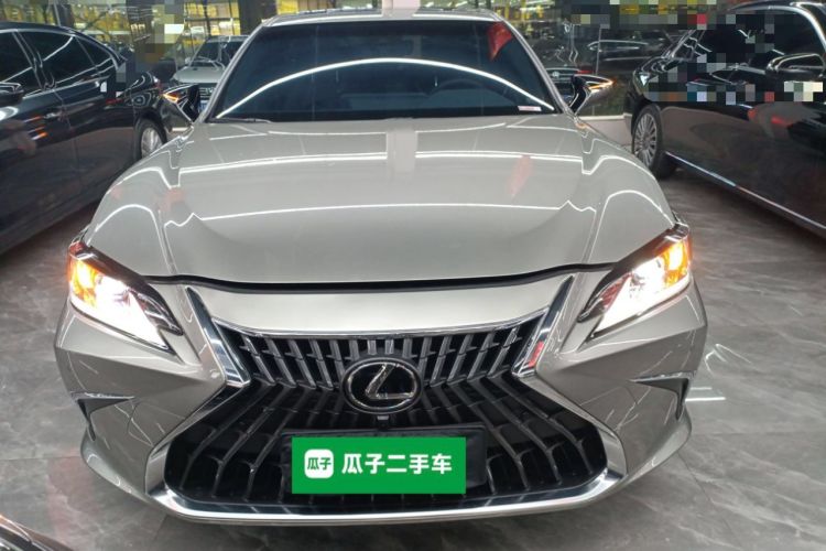 Used Lexus ES 2023 200 Excellence Edition