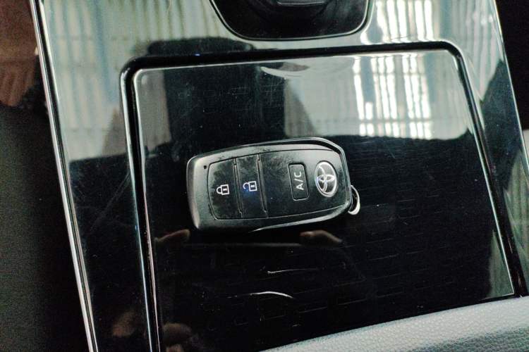 Used Toyota GAC bZ4X 2022 Long-Range Pro Interior 1