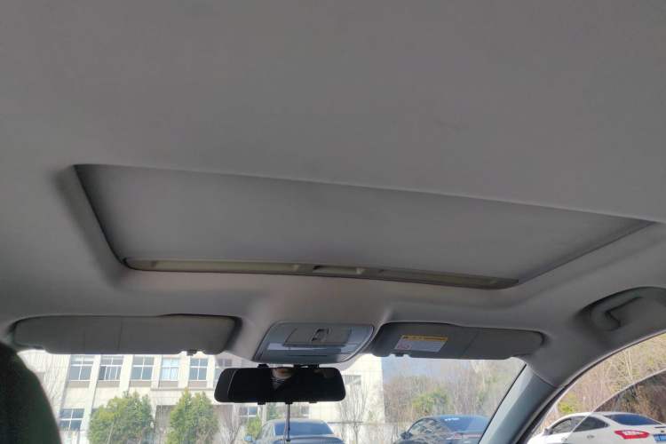 Used MG 6 2017 20T Automatic Luxury Smart Connect Version China V Standard