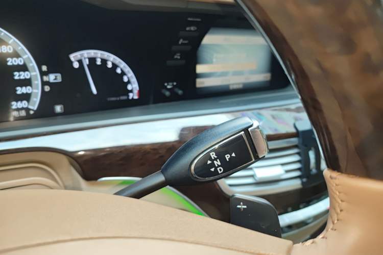 Used Mercedes-Benz S-Class 2010 S 300 L Business Model