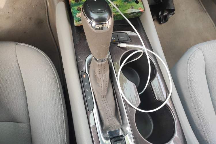 Used Chevrolet Malibu XL 2016 1.5T Dual-Clutch Enjoyment Edition Gear Lever