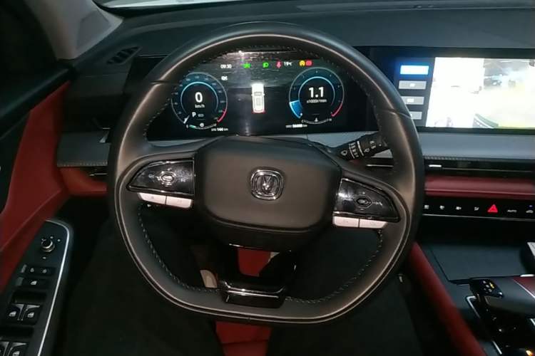 Used CHANGAN CS75 PLUS 2022 Second-Generation 2.0T Automatic Prestige Model