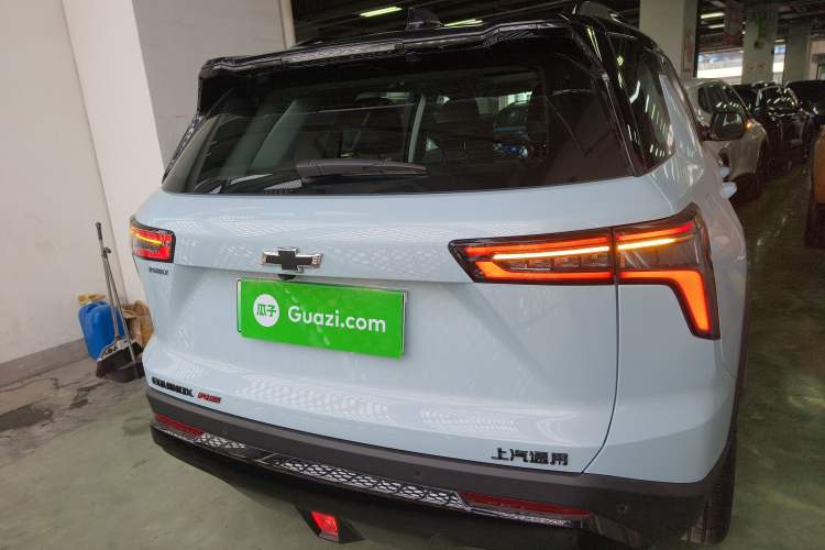 Used Chevrolet Equinox Plus 2024 102km RS Ultimate Edition Rear