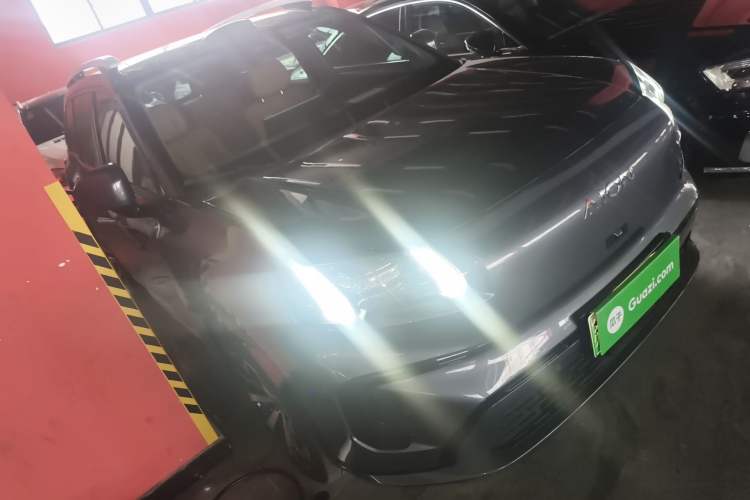 Used AION V 2024 Aion Tyrannosaurus 650 LiDAR Edition Front Right 45 Deg