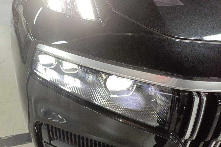 Used Lynk & Co 09 2024 2.0T Four-Wheel Drive Sport Edition Five Seats Right Front Headlight