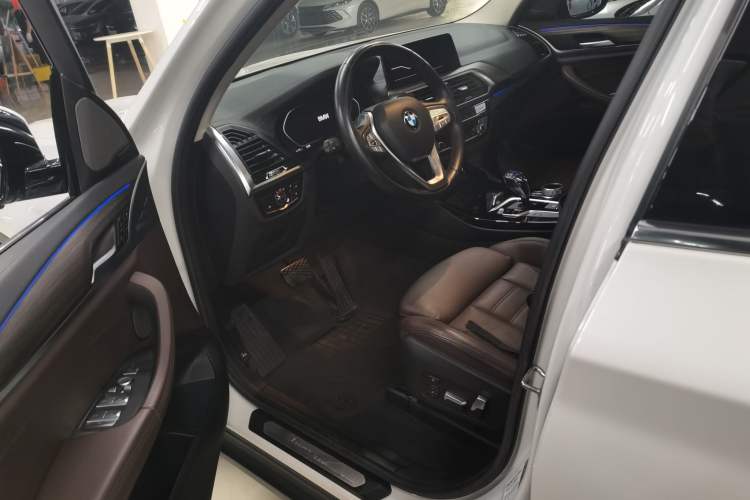 Used BMW X3 2021 Facelift xDrive28i Luxury Package Left Front Seat