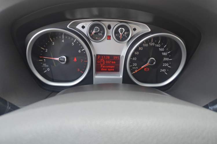 Used Ford Focus 2011 Hatchback 1.8L Automatic Fashion Edition
