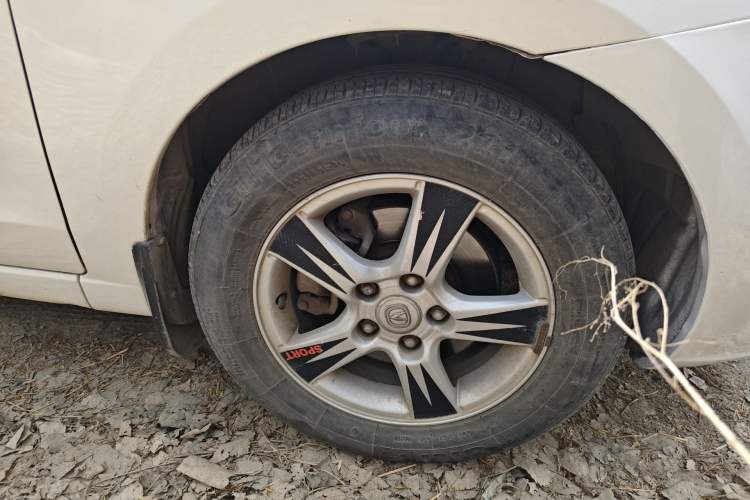 Used CHANGAN Eado 2013 1.6L Manual Elite Model China IV Standard
