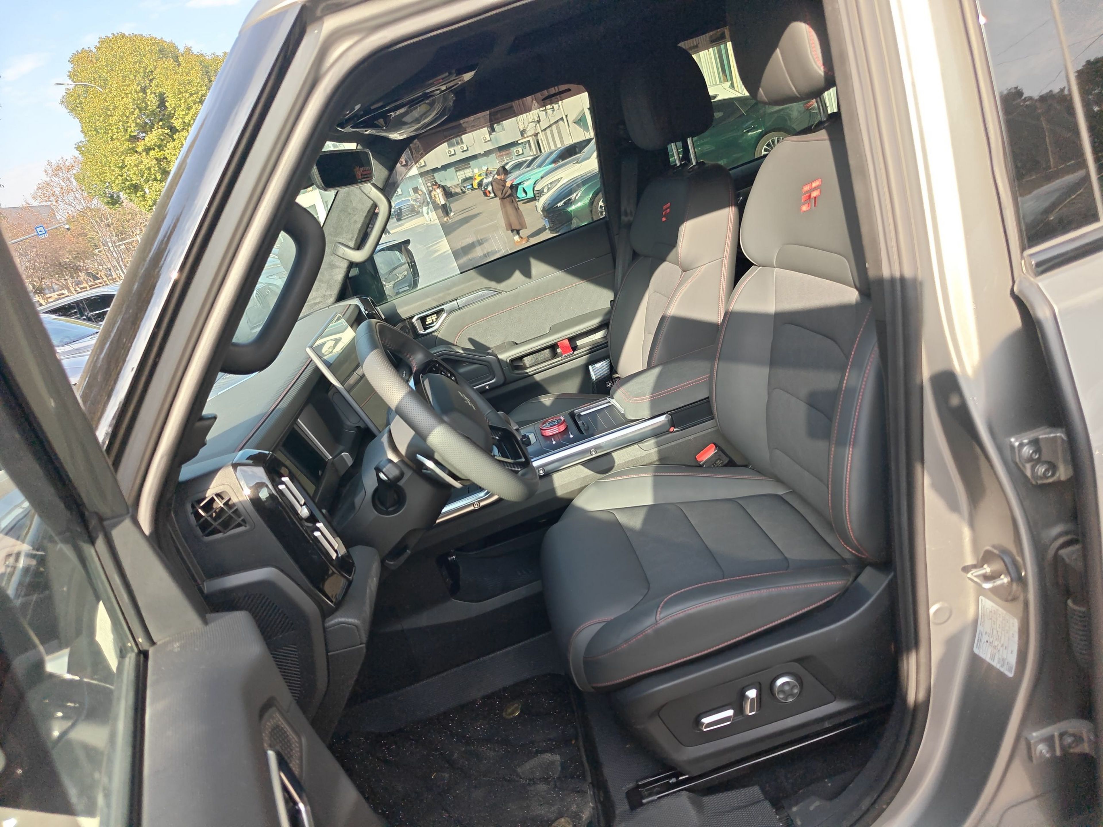 Переднее сиденье в автомобиле