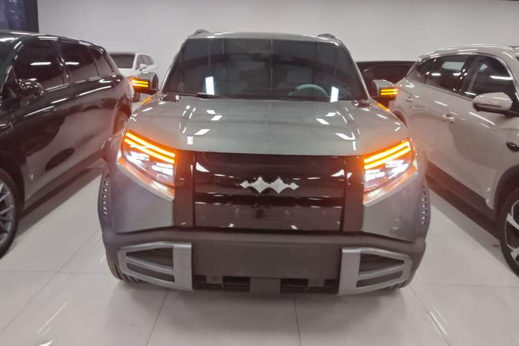 Used Formula Leopard Titanium 3 2025 501 km All-Wheel Drive Intelligent Driving Max Edition