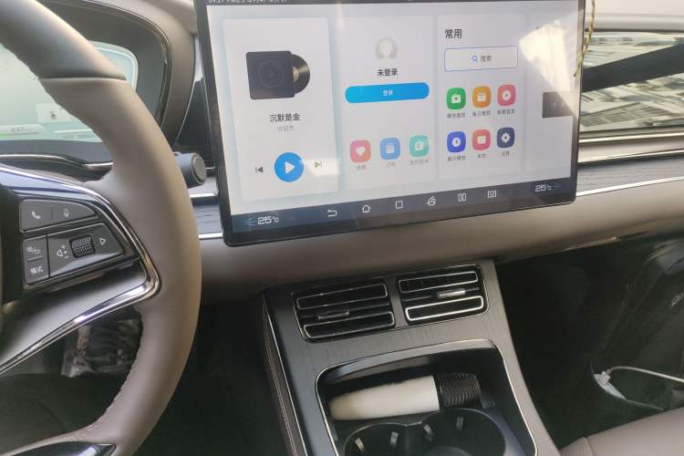 Used BYD Han 2022 EV Genesis Edition 610KM All-Wheel Drive Premium Model
