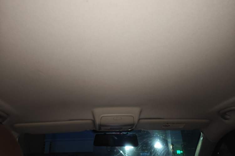 Used Volkswagen Tiguan 2015 1.8TSI Automatic Two-Wheel Drive Trend Edition Headliner