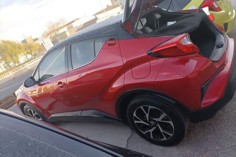 Used Toyota C-HR 2020 2.0L Leading Edition