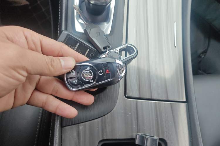 Used Buick LaCrosse 2021 652T Luxury Model
