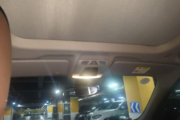 Used BMW X1 2019 sDrive18Li Premium Edition Headliner