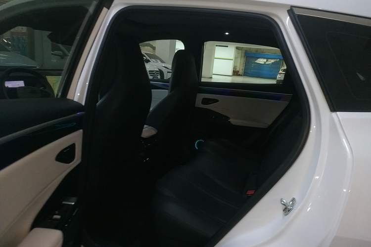 Used Geely Galaxy L7 2024 1.5T 115 km PLUS Dragon Edition