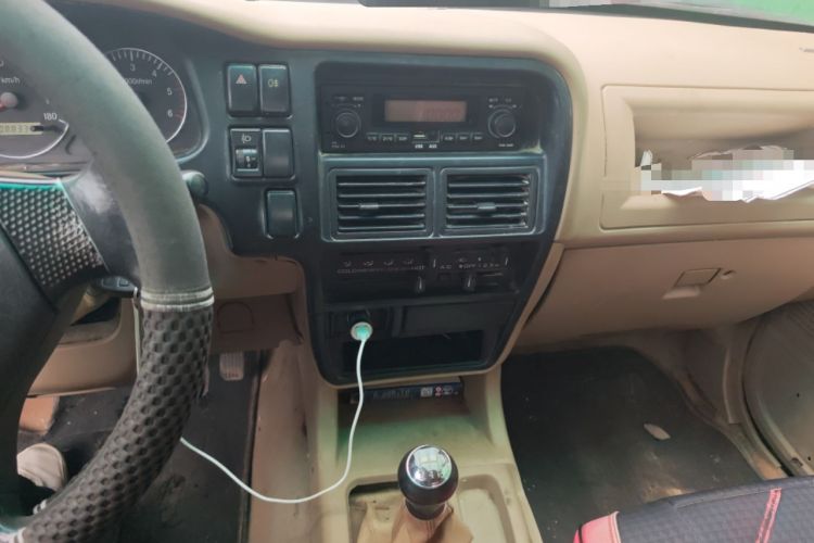 Used Foday Little Superman 2015 2.0T Diesel Long Wheelbase 4F20TCI Audio And AC Panel