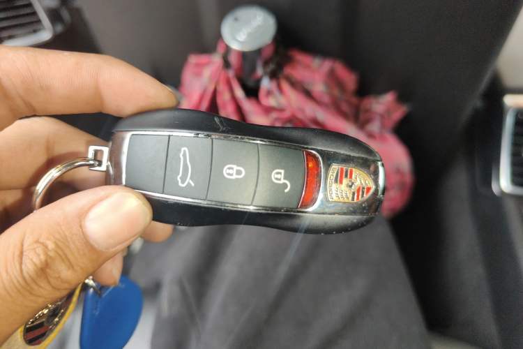 Used Porsche Panamera 2010 Panamera 4 3.6L
