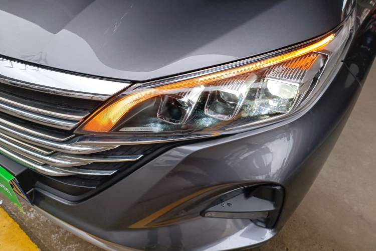 Used GAC Trumpchi GS5 2019 270T Automatic Luxury Edition Left Front Headlight