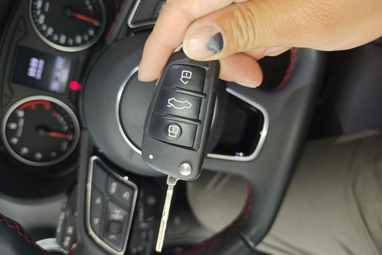 Used Audi Q2L 2024 35TFSI Ambition Dynamic Edition Vehicle Key