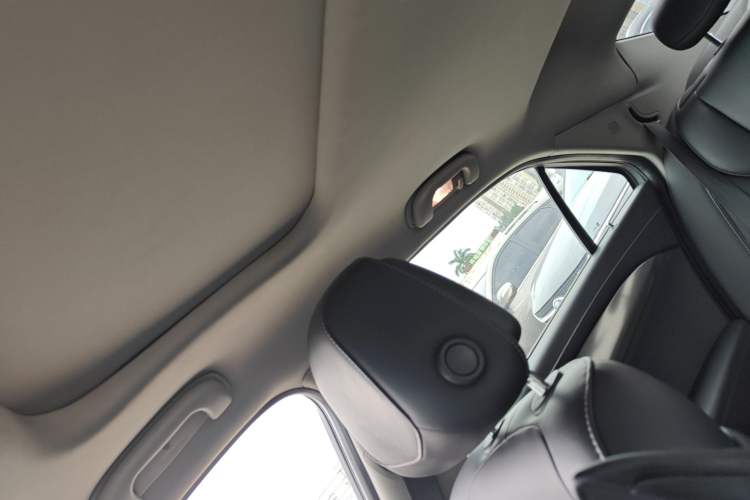 Used Cadillac ATS-L 2017 28T Tech Edition Headliner