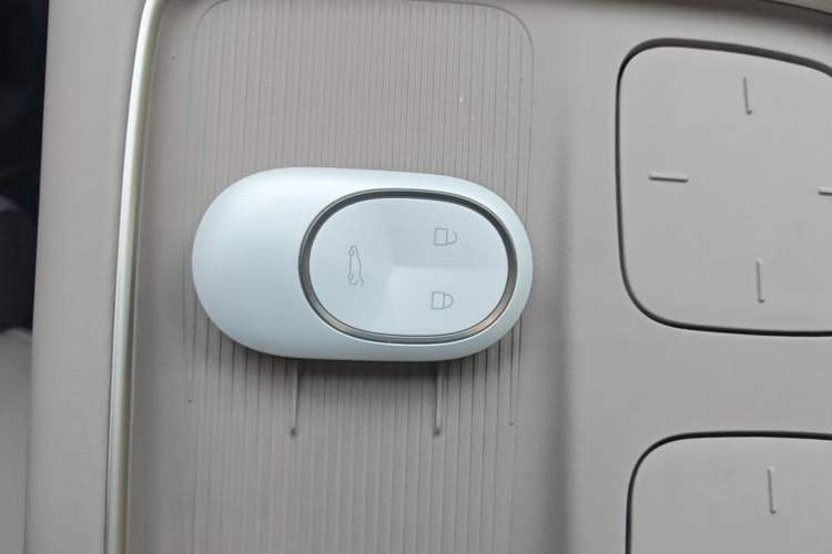 Used Nio ES8 2023 100kWh