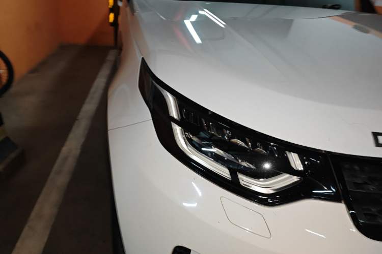 Used Land Rover Discovery 2019 3.0 SC V6 SE