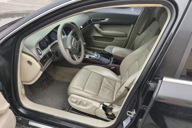 Used Audi A6L 2009 2.4L Technology version