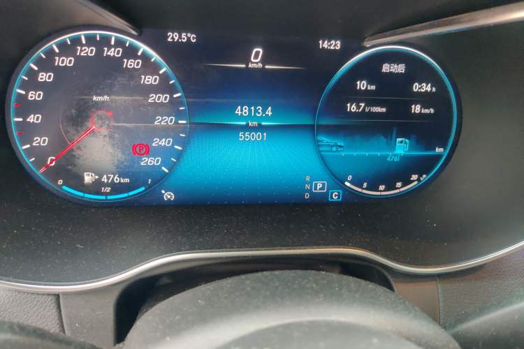 Used Mercedes-Benz GLC 2021 GLC 260 L 4MATIC Luxury Model Odometer Close Up