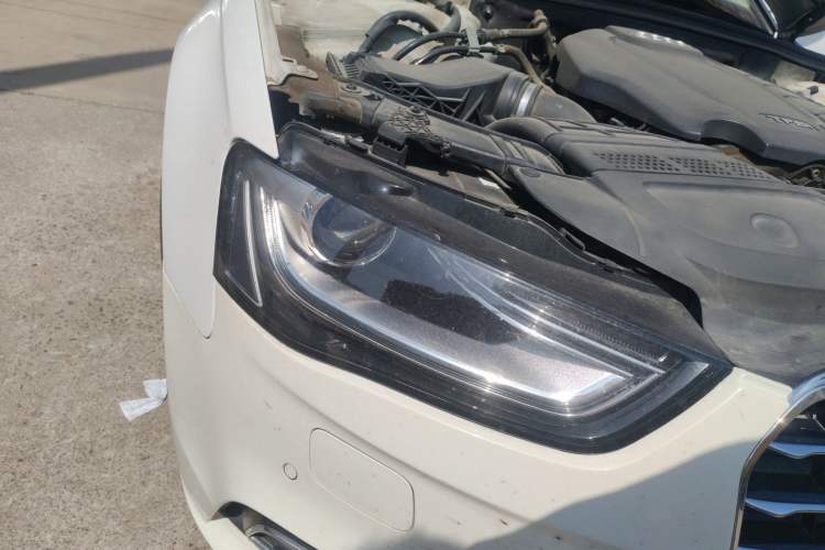 Used Audi A4L 2015 35 TFSI Millionth Anniversary Intelligent Edition Right Front Headlight