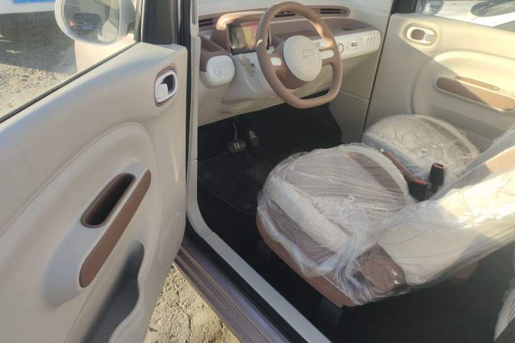 Used Bestune Pony 2026 222km Colorful Horse Driver Seat