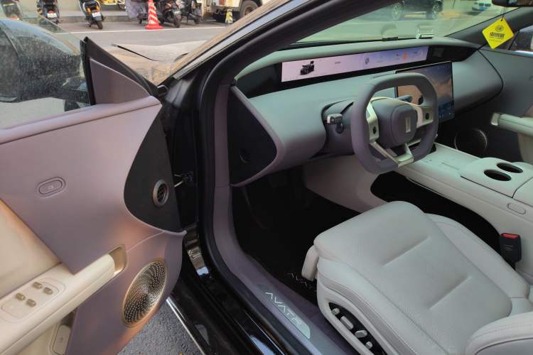 Used Avatr 06 2025 Pro All-Electric Version Driver Seat