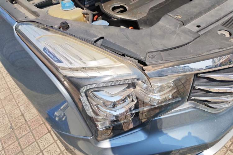 Used GAC Trumpchi GS8 2017 320T Two-Wheel Drive Luxury Smart Connectivity Version (7 Seats)